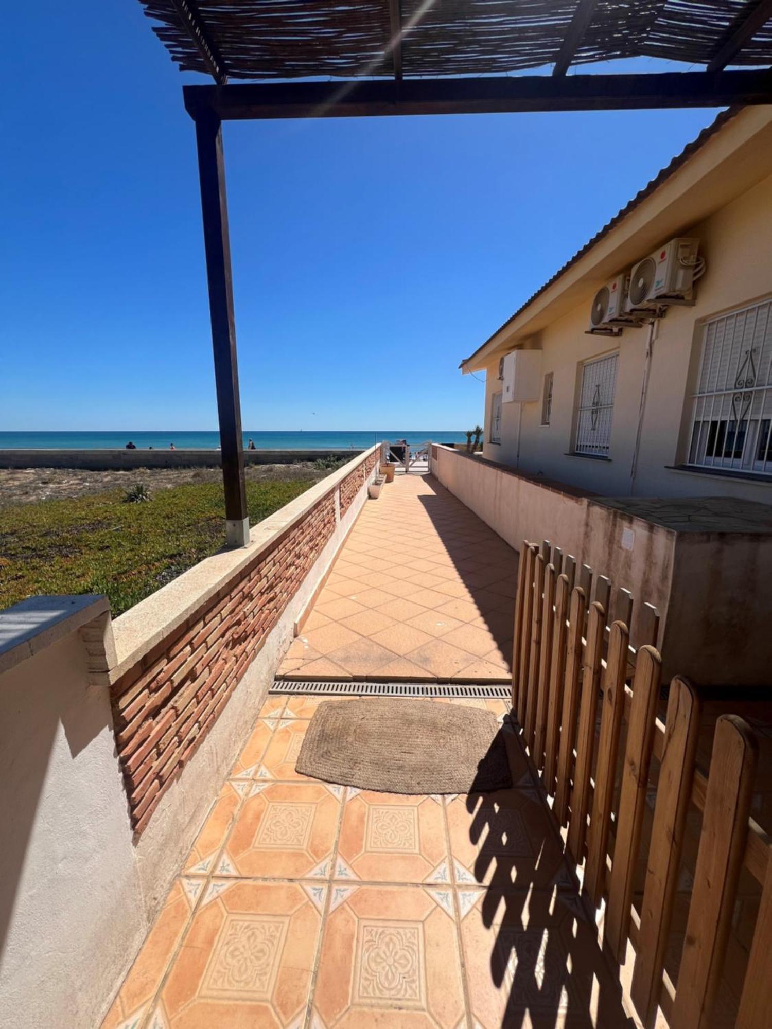 La Mata Primera Linea De Playa Apartment Torrevieja Exterior photo